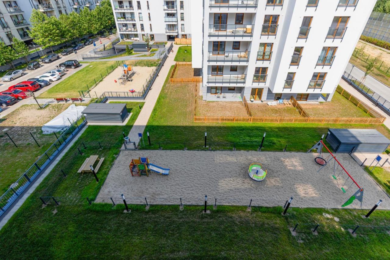 Ursus Sunny Studio For 4 Guests With Parking & Balcony By Noclegi Renters Varsóvia Exterior foto